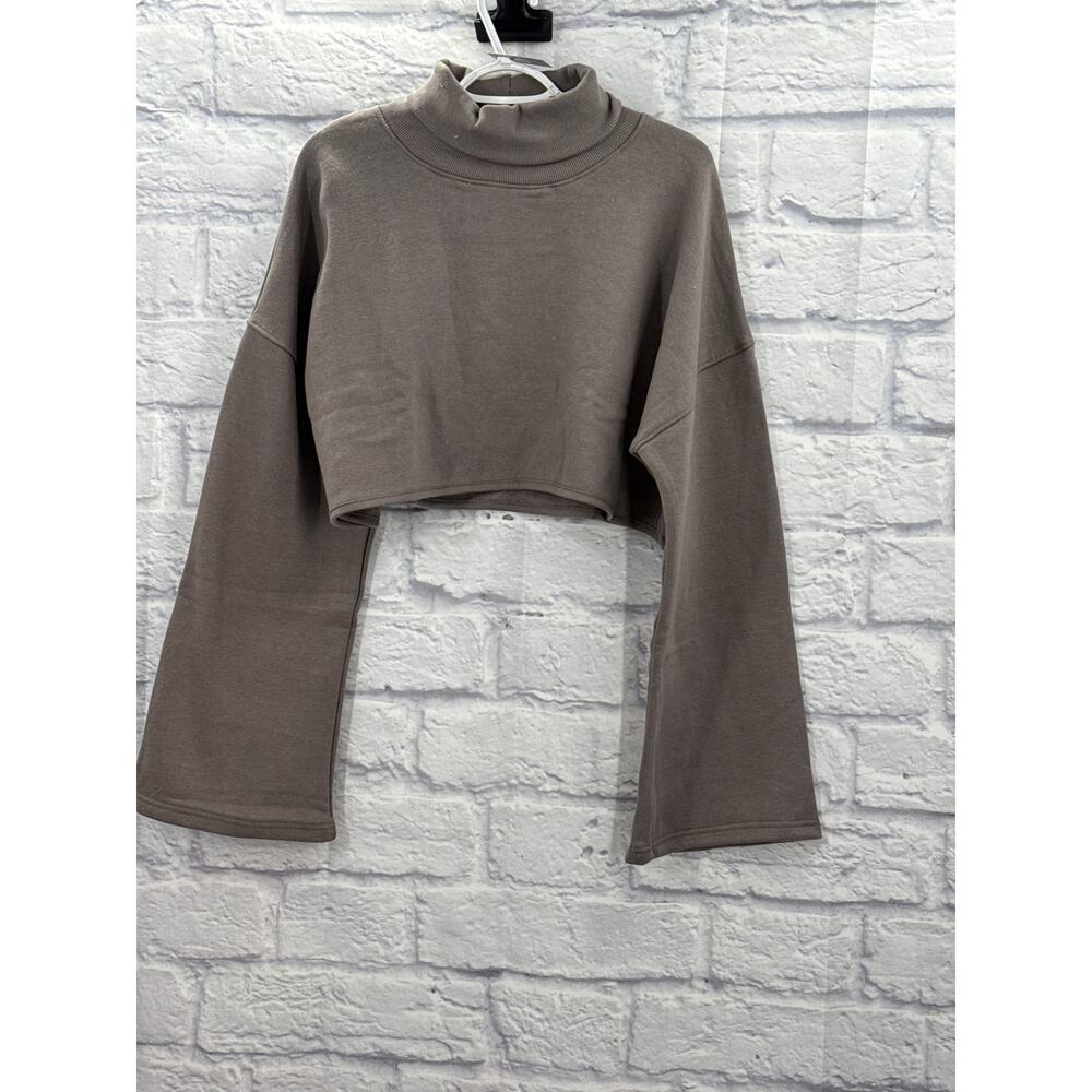 PRETTYLITTLETHINGS Crop Turtleneck Sweatshirt Bell Sleaves Size 12
